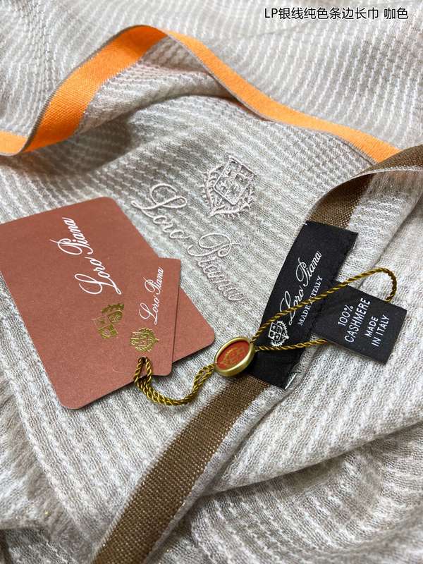 Loro Piana Scarf LPC00053 Loro Piana Scarf LPC00053